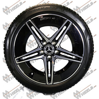 Mercedes C klasse W206 AMG 18 inch originele velgen A2064011700 | A2064011800 | Zomerbanden