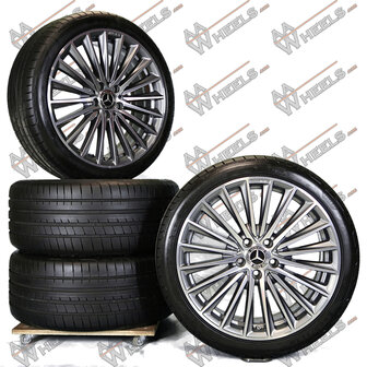 Mercedes C klasse W206 AMG Multispaaks 19 inch originele velgen A2064011900 | A2064012000 | Zomerbanden