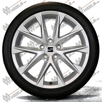 Seat Leon FR 18 inch originele velgen 5F0601025AA | Zomerbanden